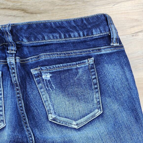 💇♀️Torrid Blue Denim Lightly Distressed Jeans Size 16 - Picture 9 of 11